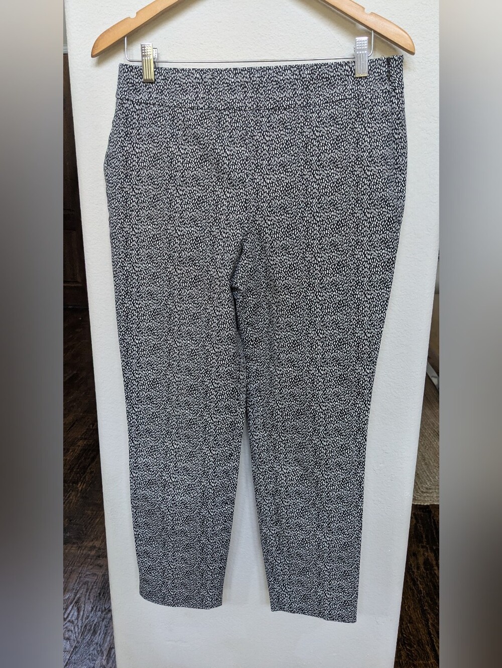 Talbots Black & White Micro-Print Pull-On Pants